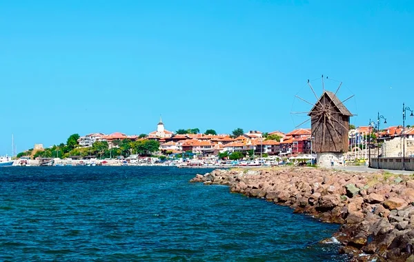 De la 1 septembrie, Bulgaria reduce la jumătate prețurile pachetelor all inclusive pe litoral