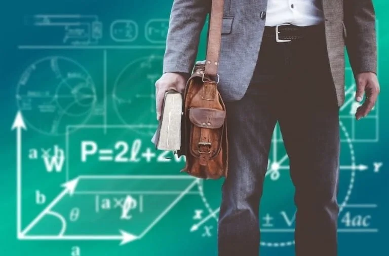 Plenul reunit al Parlamentului a aprobat majorarea salariilor cadrelor didactice, creștere programată pentru 1 septembrie