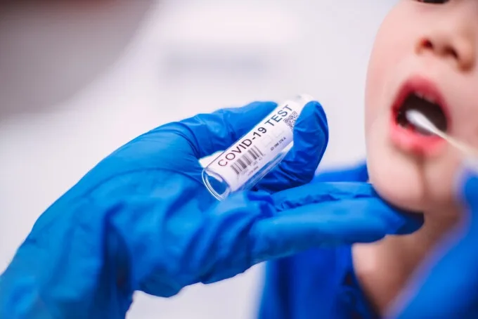 Ministerul Sănătății: 19.213 copii și tineri de 0-19 ani, infectați cu coronavirus la nivel național de la începutul pandemiei