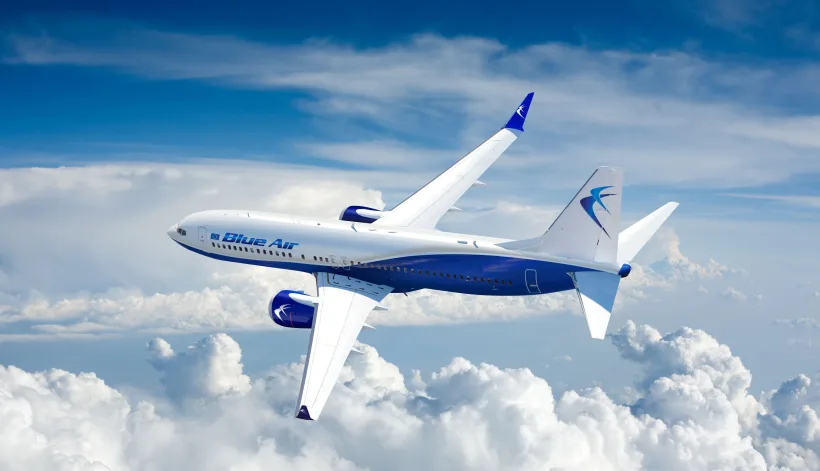 Blue Air anunţă că 90 la sută dintre angajaţii săi sunt în şomaj tehnic