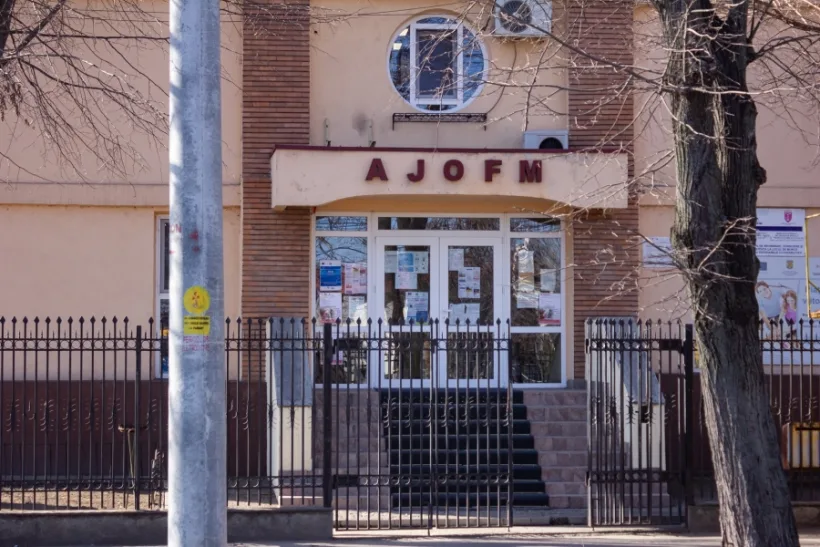 Statistică. Aproape 55.000 de tineri cu vârste sub 30 de ani au fost angajați în 2023 ca urmare a măsurilor Ministerului Muncii