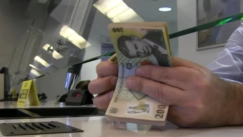 Băncile o duc bine în criză