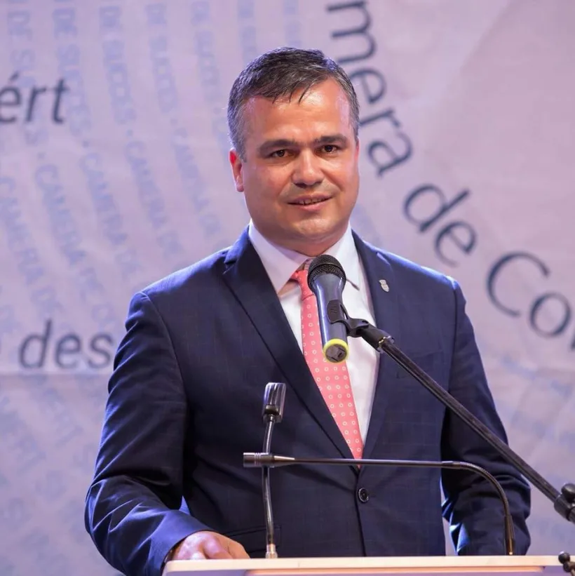 Proiecte în valoare de peste 377 de milioane de lei semnate de ministrul Dezvoltării