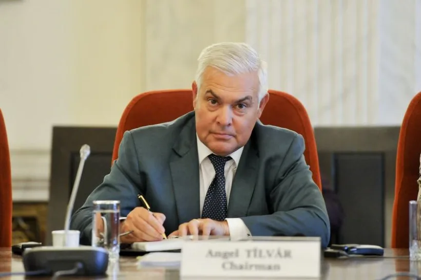 Militarii români din străinătate au fost convocați în videconferință de ministrul apărării