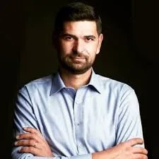 Tuță anunță că PNL Sector 1 va deschide două puncte de hidratare