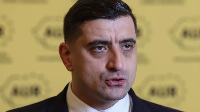 AUR: Marcel Ciolacu a fost păcălit să facă alegeri comasate în Iunie pentru a salva PNL, iar acum a fost păcălit din nou