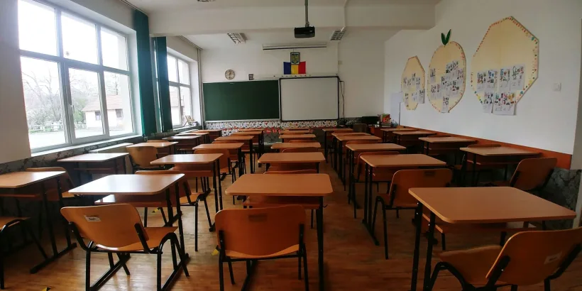Risc de inundații în județul Galați. Aproape 100 de școli au cursurile suspendate