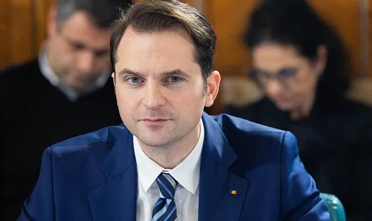Sebastian Burduja: la Mintia a ajuns al doilea generator uriaș, de aproape 800 de tone