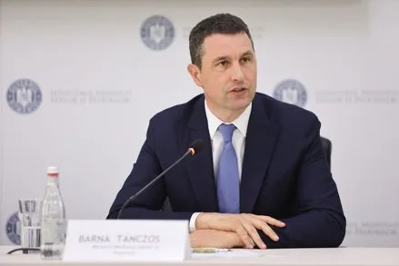 Consultări între reprezentanții Guvernului și cei ai administrației publice locale la Palatul Victoria