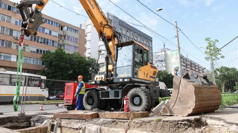 Conducte vechi de 50 de ani lasă mii de bucureșteni fără apă caldă
