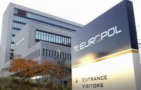 Europol: măsurile de izolare ar putea alimenta radicalizarea