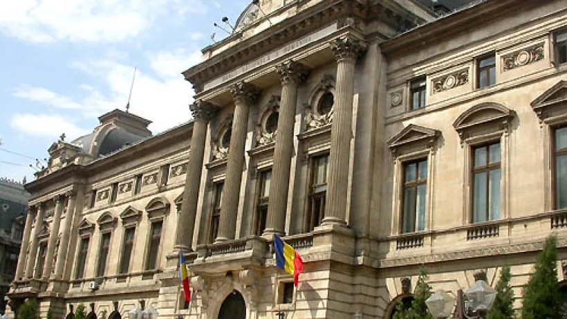 Rezervele valutare au scăzut în decembrie față de noiembrie, însă au crescut comparativ cu 2024