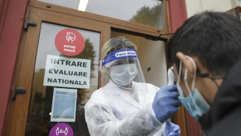 Peste 200 de elevi susțin Evaluarea Națională în etapa specială, din cauza Covid-19