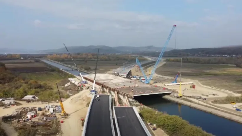 Lucrări în forță pe tronsonul Cornetu–Tigveni: avansează și tunelul Poiana