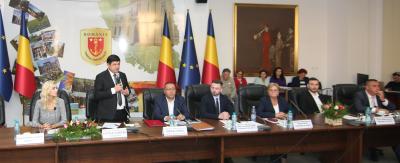Au depus jurământul președintele ales al Consiliului Județean, Costel Fotea, și consilierii județeni care și-au obținut mandatele la alegerile locale din 9 iunie