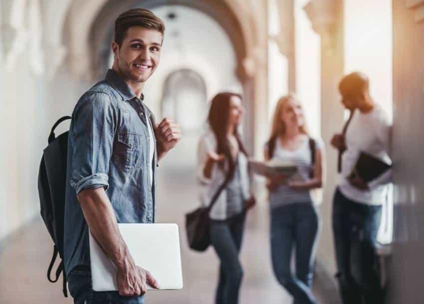 A fost lansat Concursul Național de proiecte pentru tineret și studenți, finanțări de până la 150.000 de lei per proiect