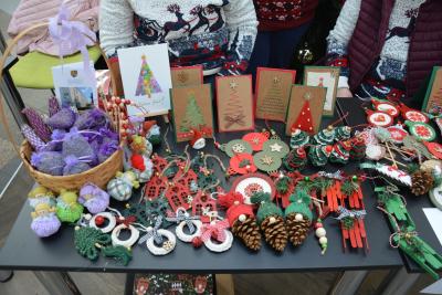 T&acirc;rg de lucrări hand-made, realizate de beneficiarii DGASPC Cluj