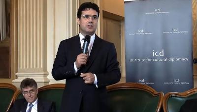 Călin Georgescu, vizat de o plângere privind falsul în înscrisuri