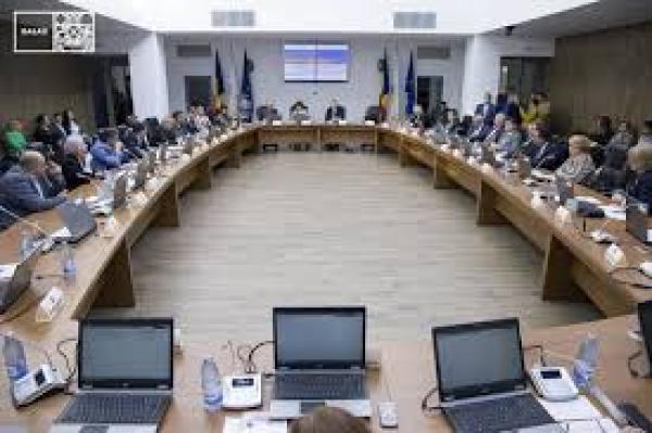 Gălățenii din municipiu, reprezentați de aproape toate partidele concurente