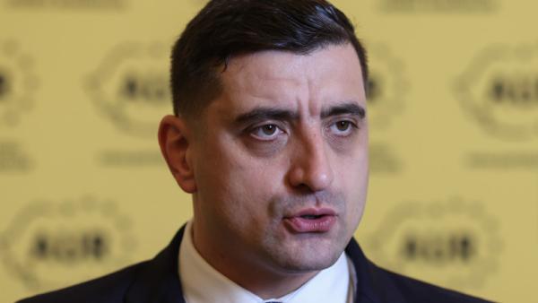 George Simion continuă acuzațiile grave. El a cerut „jupuirea în piața publică” a celor care au dat „lovitura de stat”