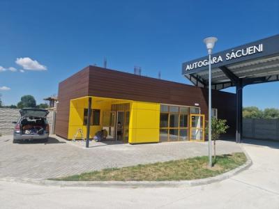 Au fost finalizate lucrările la autogara din Săcueni, Bihor
