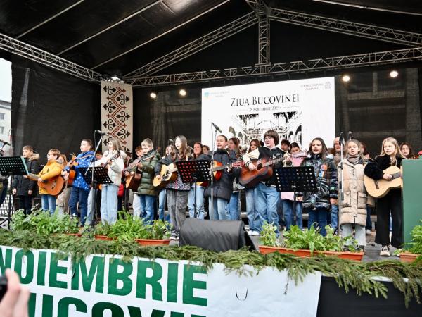 Ziua Bucovinei, sărbătorită &icirc;n centrul municipiului Suceava