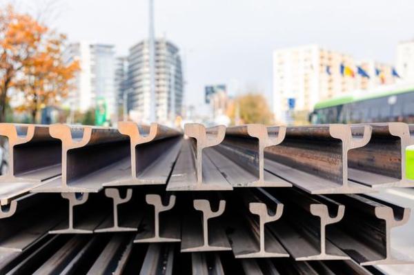 75% din șina de tramvai de pe linia 5, din Capitală, a fost înlocuită