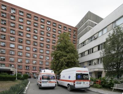 Spitalului Judeţean Galaţi, precizări despre deficitul de personal:&quot;Suntem în imposibilitatea de a transfera cadre medicale din cadrul secţiei ATI către ATI mobil&quot;