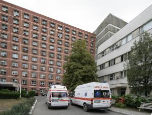 Spitalului Judeţean Galaţi, precizări despre deficitul de personal:&quot;Suntem în imposibilitatea de a transfera cadre medicale din cadrul secţiei ATI către ATI mobil&quot;
