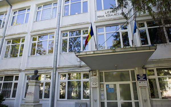 INVESTIM &Icirc;N EDUCAȚIE: Proiect pentru modernizarea Colegiului Național &bdquo;Mihail Kogălniceanu&rdquo;
