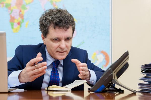 Nicușor Dan: „Ucraina trebuie să câștige acest război”. Discuție telefonică cu Zelenski despre pace și securitate