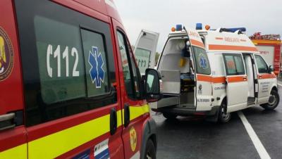 Mașină a Jandarmeriei, implicată &icirc;ntr-un accident, după o depășire periculoasă