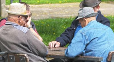 Ministerul Muncii: &Icirc;n cazul &icirc;n care pensia recalculată este mai mică de 1.281 de lei, diferența se suportă de la bugetul de stat