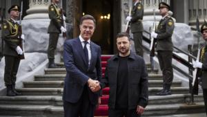 Bucureștiul găzduiește reuniunea B9 și a țărilor nordice sub tema securității transatlantice