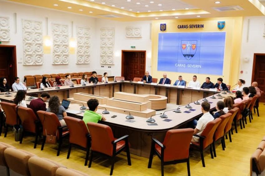 Reprezentanții din CJECS a elevilor au cerut implicarea autorităților pentru soluții educaționale