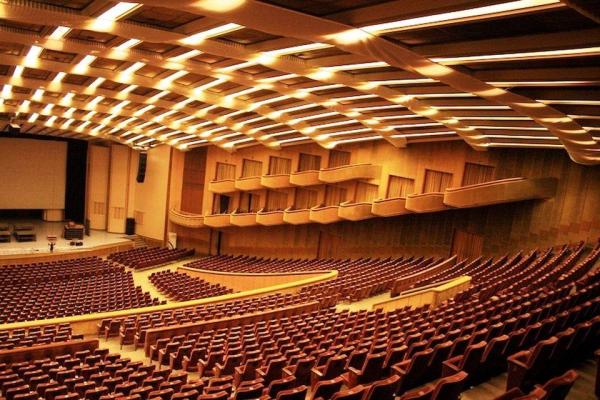 Ministerul Culturii vrea să modernizeze Sala Palatului sau să construiască o sală nouă