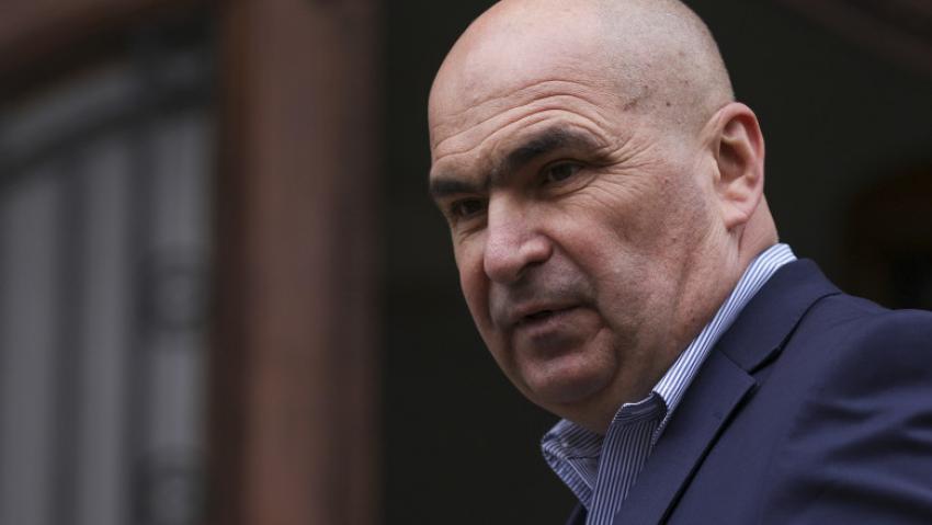 Bolojan schimbă direcția: Autoritățile locale ar putea primi dreptul să micșoreze impozitele