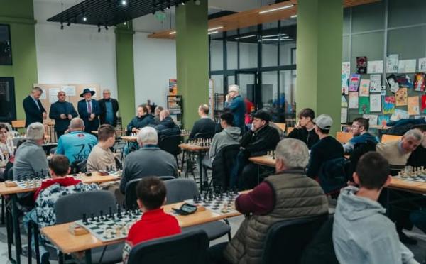 Spectacol al inteligenței la Vaslui-Turneul Aniversar de șah &bdquo;Sergent Major&rdquo;!