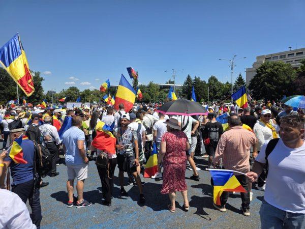 Șase dosare penale și 23 de sancțiuni contravenționale, &icirc;n valoare totală de 72.942 de lei, &icirc;n urma protestelor de la Guverm