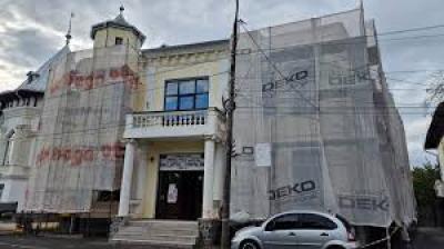 Reabilitarea Palatului Copiilor din Târgu Jiu se finalizează în primăvară