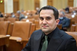 Ministrul Transporturilor anunță că directorii CFR își vor reduce indemnizațiile cu 10%