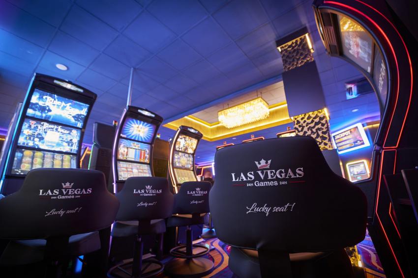 USR cere interzicerea sălilor de jocuri de noroc în București: „A venit momentul adevărului”