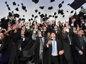 Diplome universitare vor avea cod QR