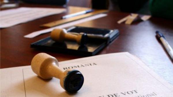 Mii de cereri depuse de rom&acirc;nii din diaspora care vor să voteze la alegerile din mai