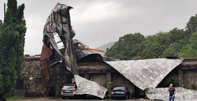 Intervenții la clădirile de patrimoniu din Sinaia afectate de furtună