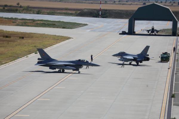 România a primit încă 3 avioane F-16 din Norvegia