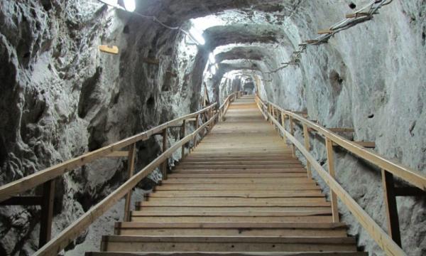 Ministerul Economiei anunță că Salina Praid se &icirc;nchide temporar