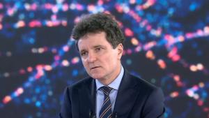 Președintele Dan anunță măsuri preventive pentru siguranța aprovizionării cu carburanți