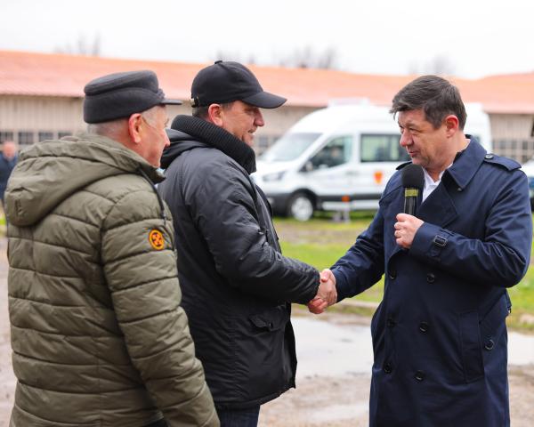 Costel Fotea: Zeci de microbuze electrice pentru elevii din județul Galați