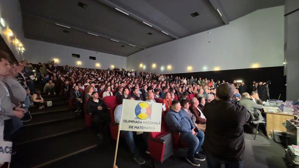 Vasluiul, &bdquo;centrul&rdquo; școlarilor matematicieni din toată țara